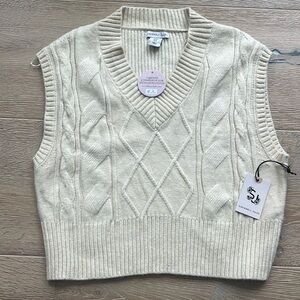 Sincerely Jules Cream Sweater Vest size S NWT